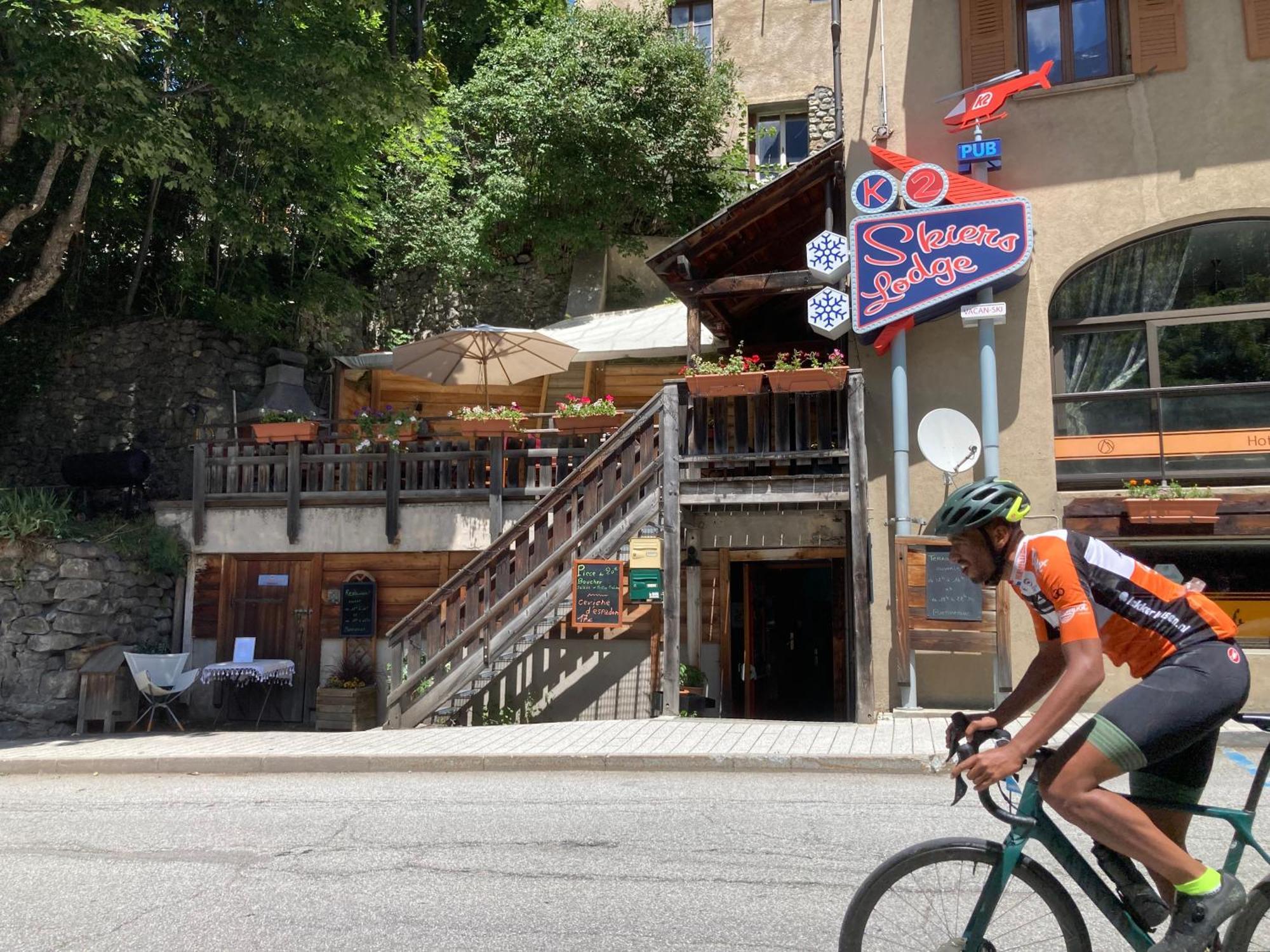 Hotel Des Alpes - Skiers & Bikers Lodge لا غراف المظهر الخارجي الصورة